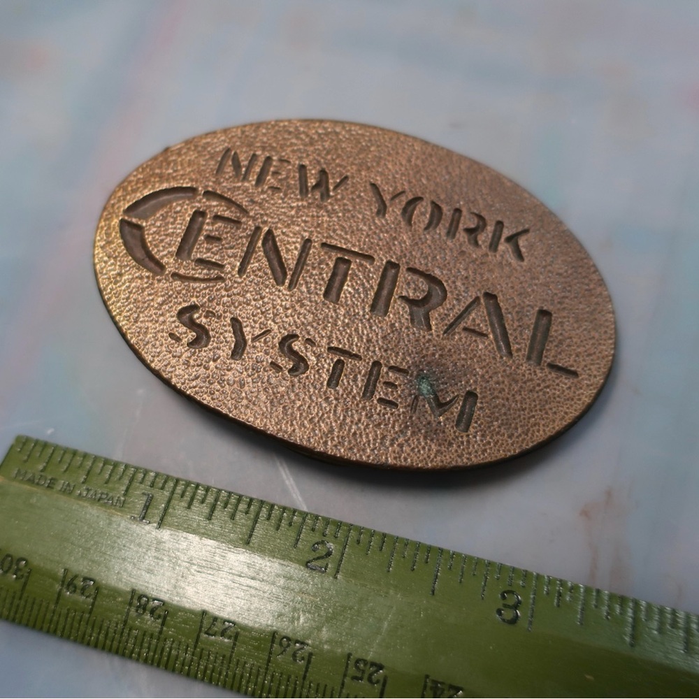 Antique 3” Belt Buckle 1976 New York Central System Railroad Uniform - Picture 2 of 3